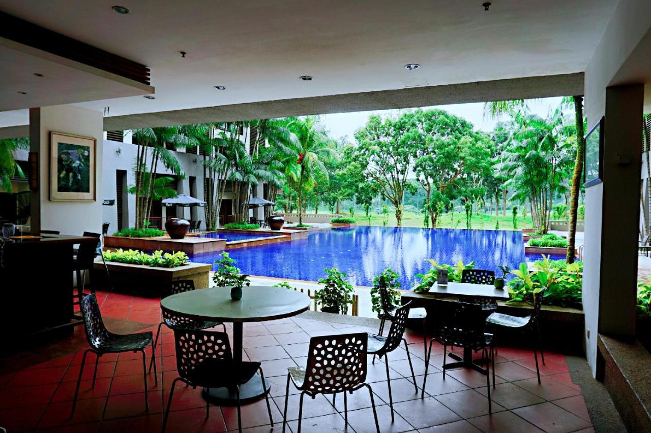 【Amazing】Pool View 2Br Suite @ Pulai Springs Resort Skudai Exterior foto